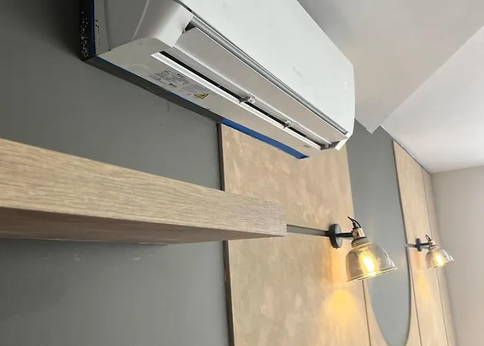 - 2 Bedrooms Near The Sea! 슬리에마